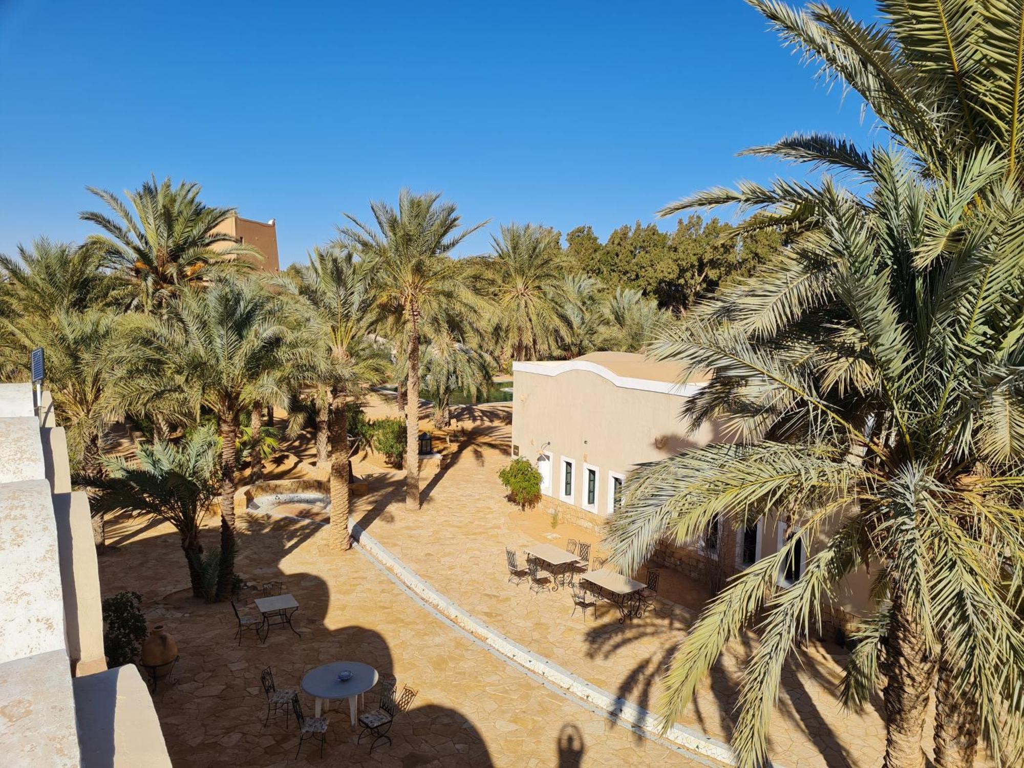 Hotel Pansy Qasr Ghilan Exterior foto