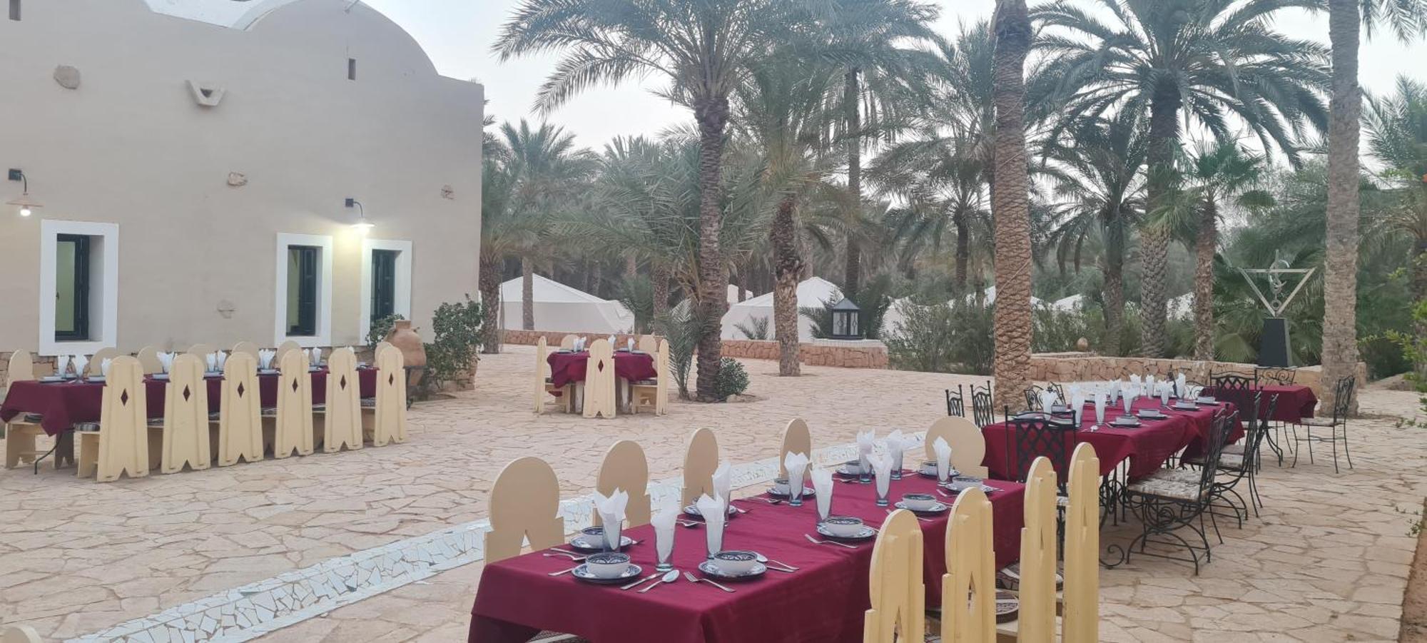 Hotel Pansy Qasr Ghilan Exterior foto